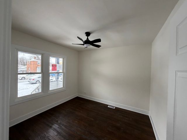 12416 S Carpenter Street, Calumet Park, IL 60827