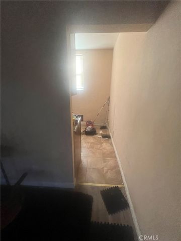 2000 W 54th, Los Angeles, CA 90062