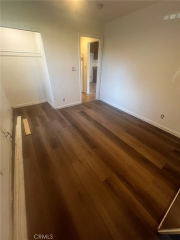 2000 W 54th, Los Angeles, CA 90062