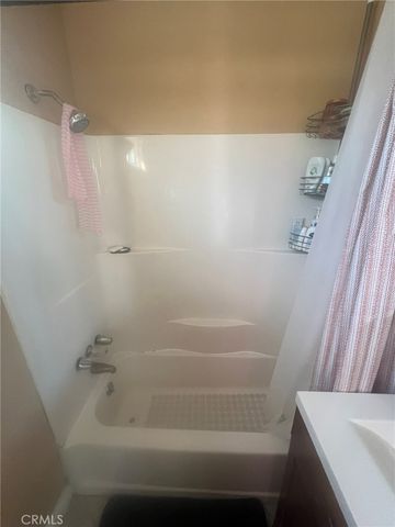 2000 W 54th, Los Angeles, CA 90062