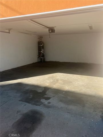 2000 W 54th, Los Angeles, CA 90062