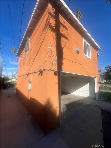 2000 W 54th, Los Angeles, CA 90062