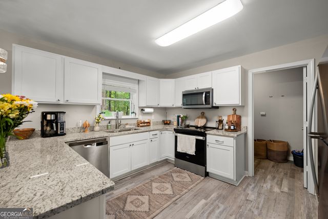 3621 Griffin Drive, Gainesville, GA 30506