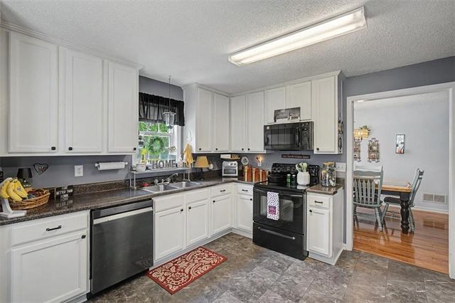 19 Allegiance Court, Cartersville, GA 30121
