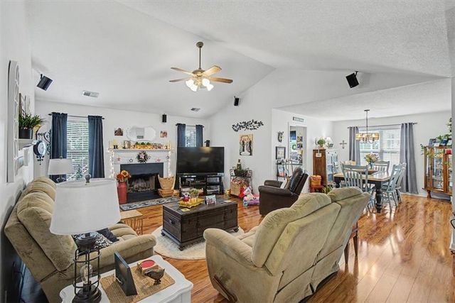 19 Allegiance Court, Cartersville, GA 30121