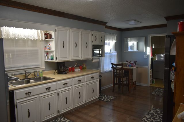 211 Elm St, Carthage, TN 37030