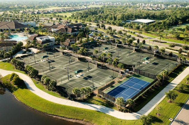7913 HERITAGE GRAND PLACE, Bradenton, FL 34212