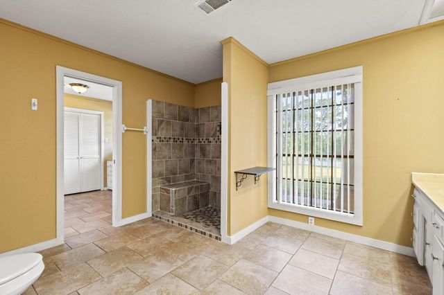 1203 County Road 3100, Clarksville, TX 75426