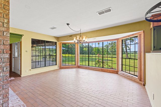 1203 County Road 3100, Clarksville, TX 75426