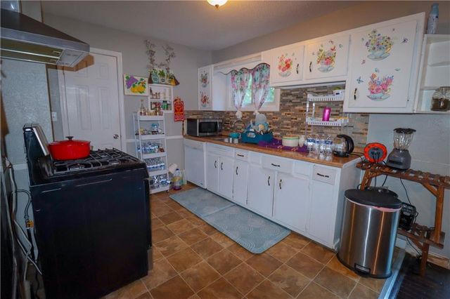 8507 E 114th Street, Kansas City, MO 64134