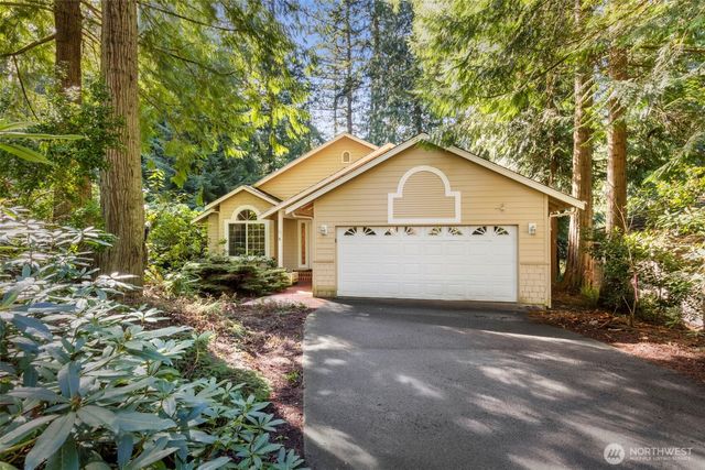 82 Ames Lane, Port Ludlow, WA 98365
