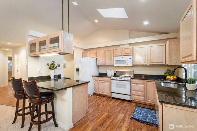 82 Ames Lane, Port Ludlow, WA 98365