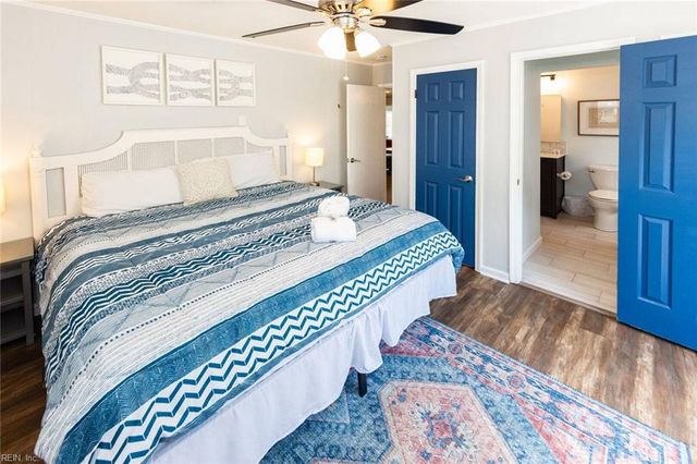 2813 Sandpiper RD, Virginia Beach, VA 23456