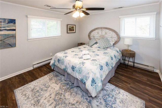 2813 Sandpiper RD, Virginia Beach, VA 23456