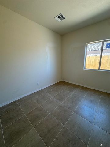 4952 E Ortega St, San Luis, AZ 85336