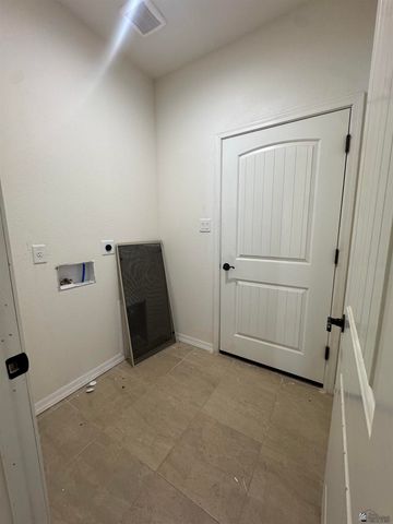 4952 E Ortega St, San Luis, AZ 85336