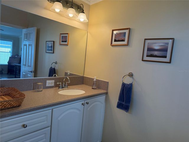 700 DAHLIA DRIVE, Venice, FL 34293