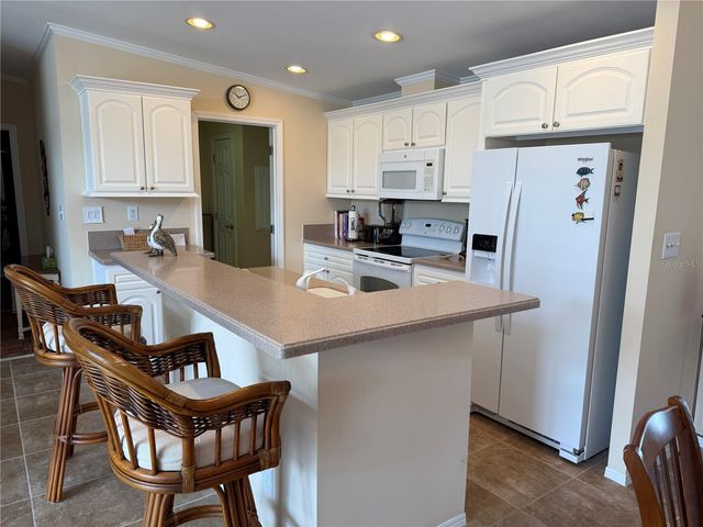 700 DAHLIA DRIVE, Venice, FL 34293