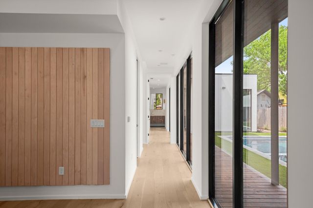 1805 Collier ST, Austin, TX 78704