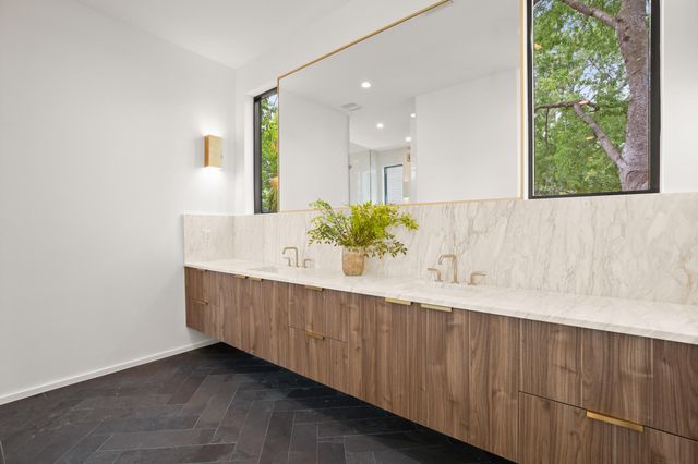 1805 Collier ST, Austin, TX 78704