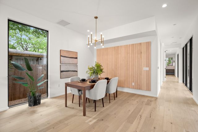 1805 Collier ST, Austin, TX 78704