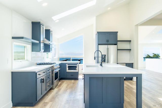 32 Kailua Way, Dillon Beach, CA 94929