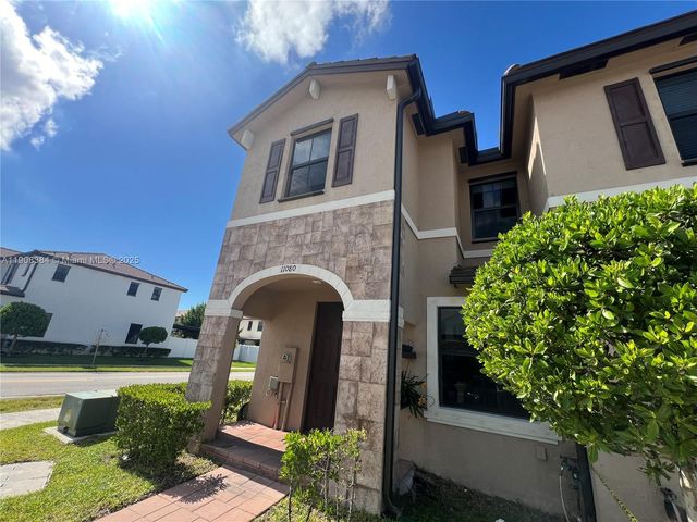 11080 W 32nd Ln 11080, Hialeah, FL 33018