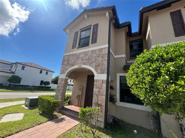 11080 W 32nd Ln 11080, Hialeah, FL 33018