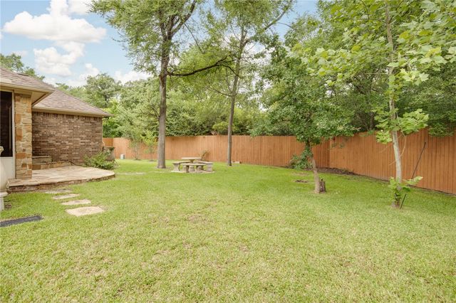 4320 Rock Bend Drive, College Station, TX 77845