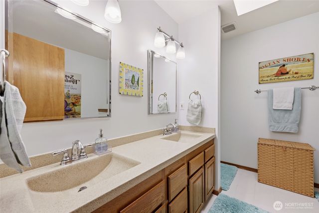 1118 Camberton Court NW, Olympia, WA 98502