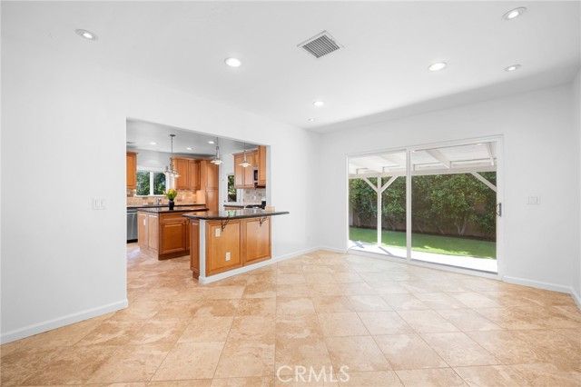 16814 Hartland, Los Angeles, CA 91406