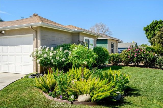 16814 Hartland, Los Angeles, CA 91406