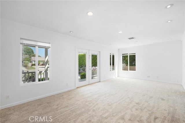 16814 Hartland, Los Angeles, CA 91406