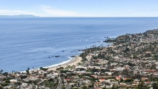 1651 Thurston Drive, Laguna Beach, CA 92651