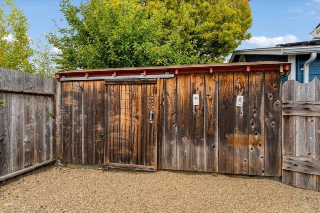 338 Dufour Street, Santa Cruz, CA 95060