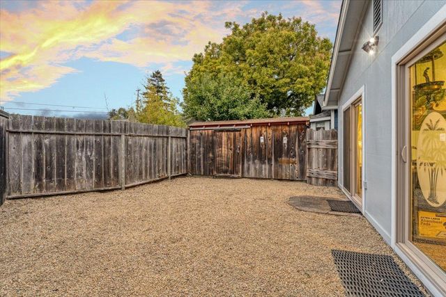 338 Dufour Street, Santa Cruz, CA 95060