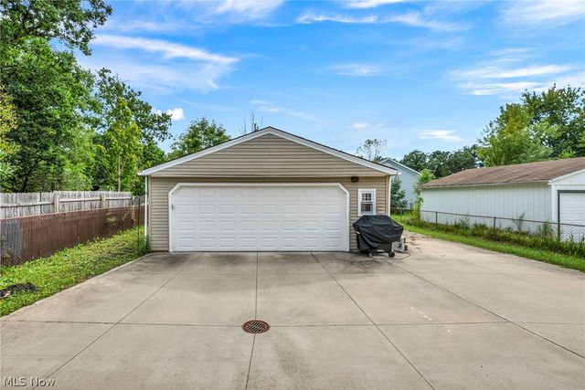 1175 Lloyd Avenue, Aurora, OH 44202