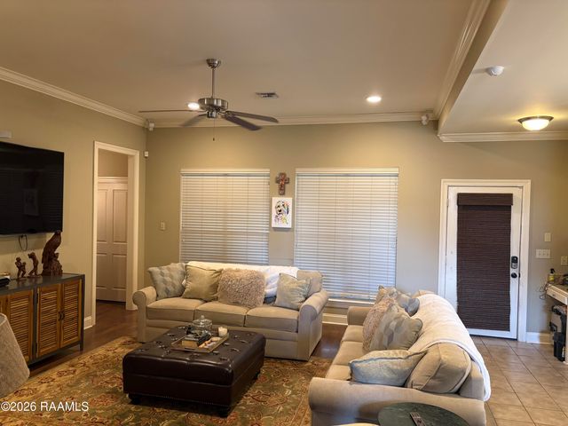 407 Hillbrooke Drive, Broussard, LA 70518