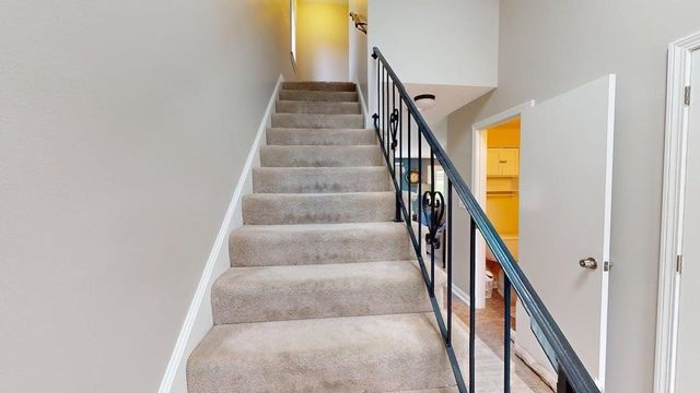 280 Stonebridge Drive, Nashua, NH 03063