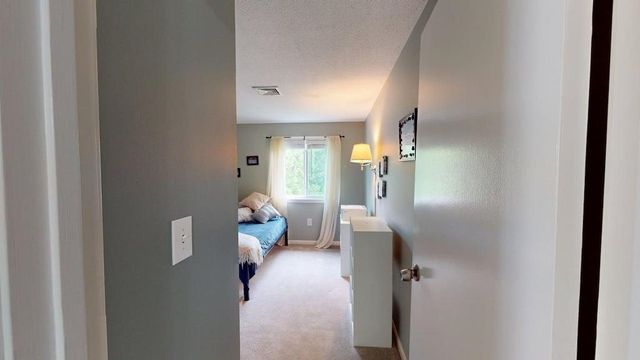 280 Stonebridge Drive, Nashua, NH 03063