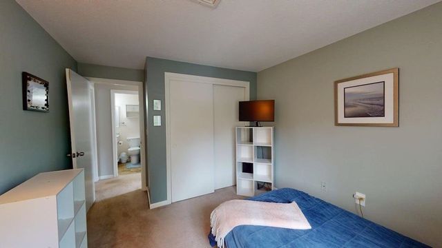 280 Stonebridge Drive, Nashua, NH 03063