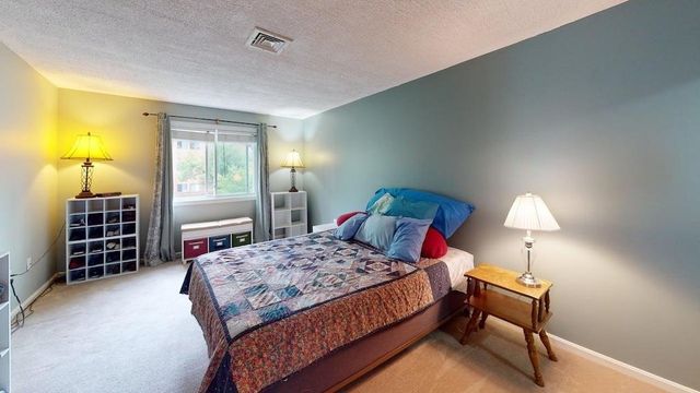 280 Stonebridge Drive, Nashua, NH 03063
