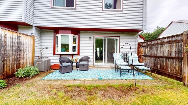 280 Stonebridge Drive, Nashua, NH 03063
