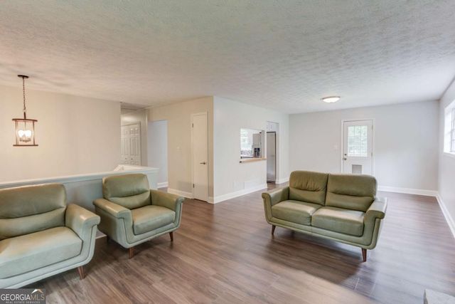 1298 Oakcrest Court SW, Lilburn, GA 30047