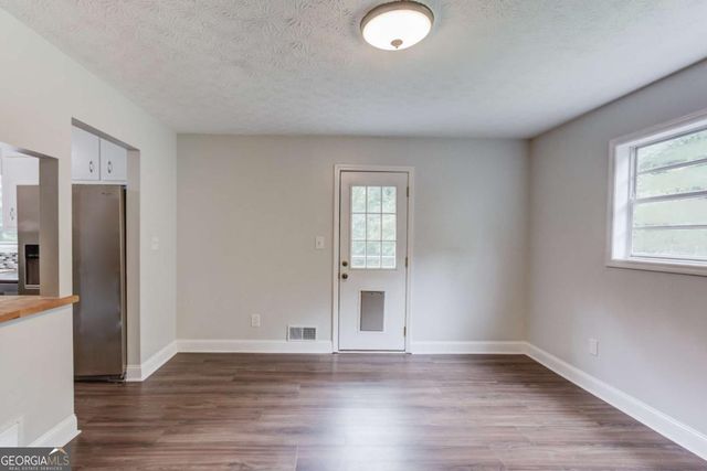 1298 Oakcrest Court SW, Lilburn, GA 30047