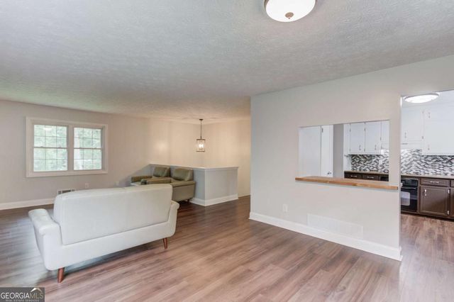 1298 Oakcrest Court SW, Lilburn, GA 30047