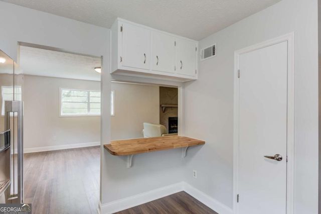 1298 Oakcrest Court SW, Lilburn, GA 30047
