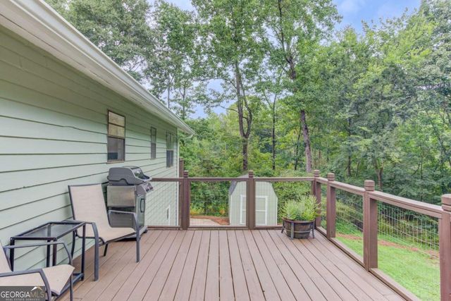 1298 Oakcrest Court SW, Lilburn, GA 30047