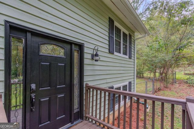 1298 Oakcrest Court SW, Lilburn, GA 30047
