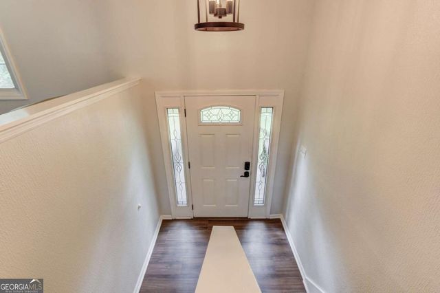 1298 Oakcrest Court SW, Lilburn, GA 30047